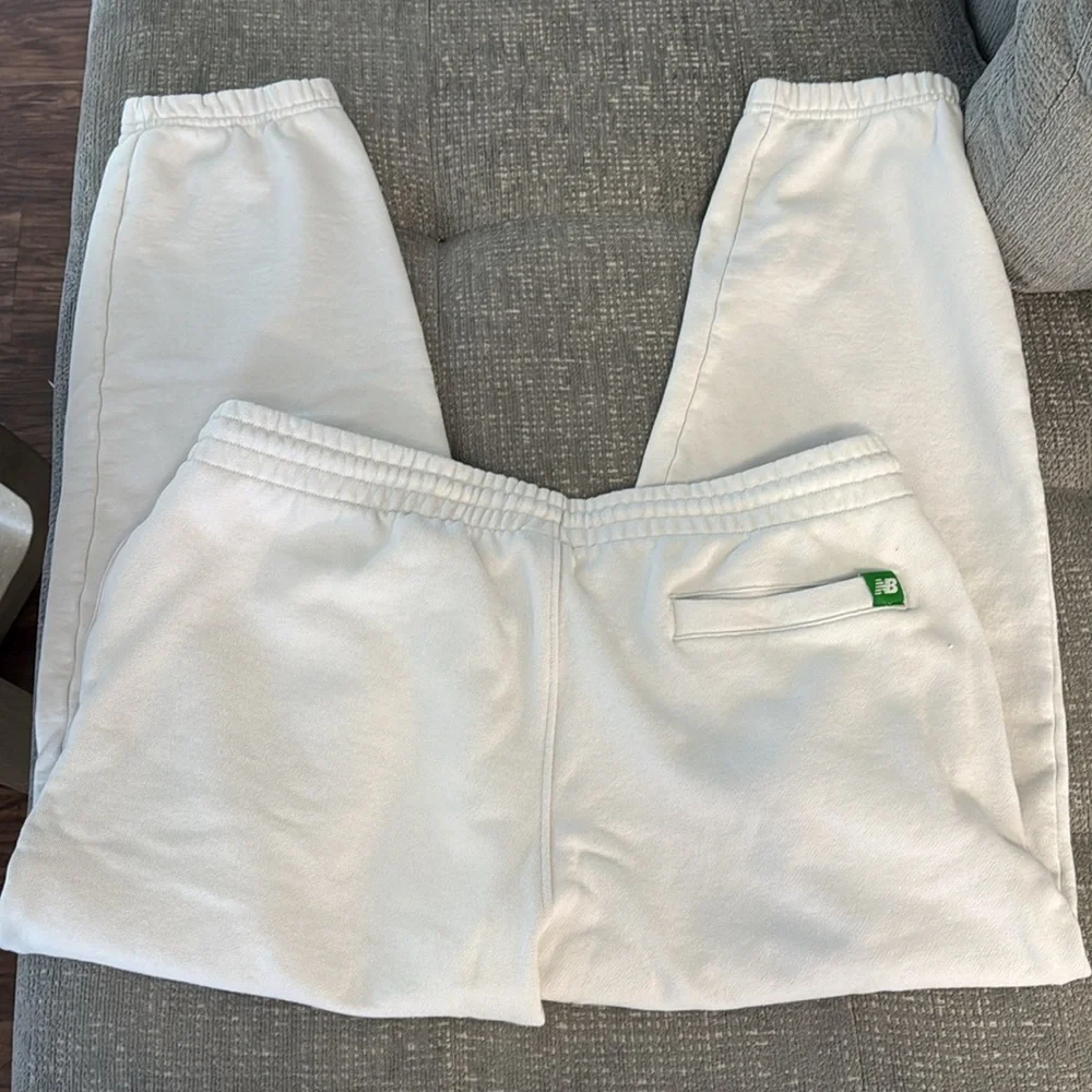 NEW BALANCE KLUTCH ATHLETICS SWEATS - Picture 3 of 5